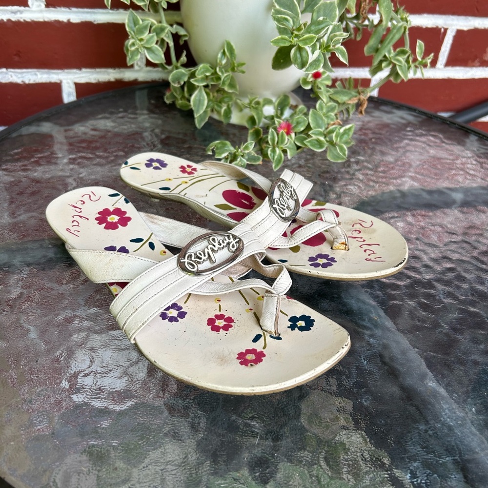 Replay | vintage white leather flower mules / flip flop sandals | size 6.5